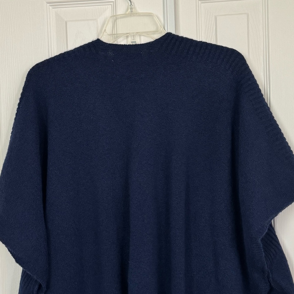 Nordstrom Ribbed Blue Stretch Polyester Blend Ruana Poncho Size OS New - Picture 8 of 15